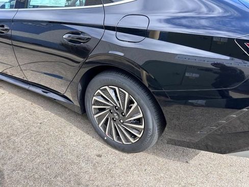 New 2025 Hyundai Sonata SEL FWD image 6