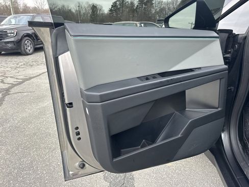 Used 2024 Tesla Cybertruck Cyberbeast image 28