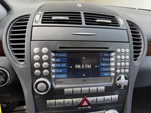 Used 2006 Mercedes-Benz SLK 350 w/ AMG Sport Pkg image 24