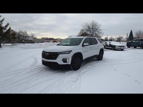 Used 2023 Chevrolet Traverse RS w/ LPO, Floor Liner Package AWD/4WD image 14