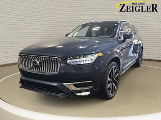 Used 2023 Volvo XC90 B6 Plus w/ Protection Package AWD/4WD video 1