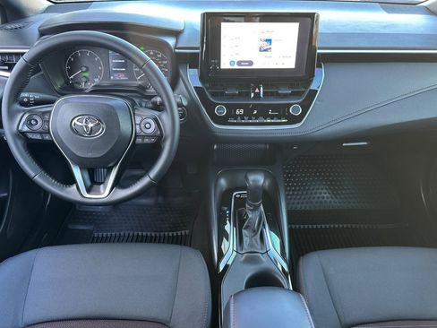 Used 2025 Toyota Corolla SE image 15