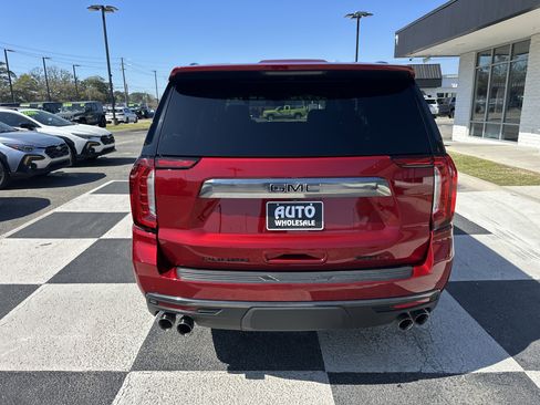 Used 2022 GMC Yukon AT4 image 7