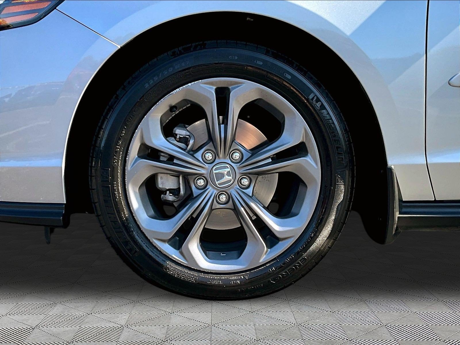 Used 2024 Honda Accord EX image 33