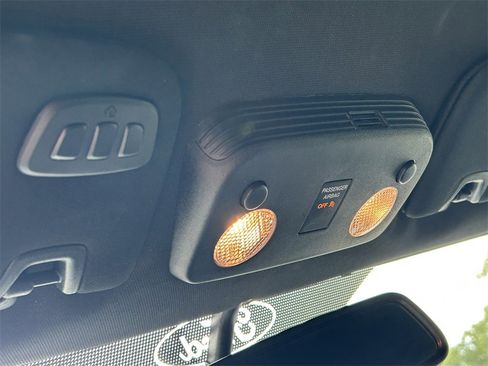 Used 2019 Ford Mustang Premium w/ Ecoboost Performance Package image 20