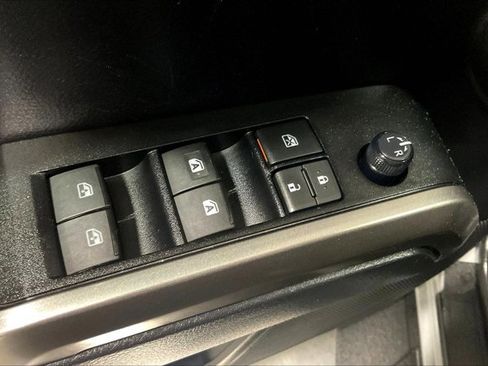 Certified 2021 Toyota Tacoma Limited image 40