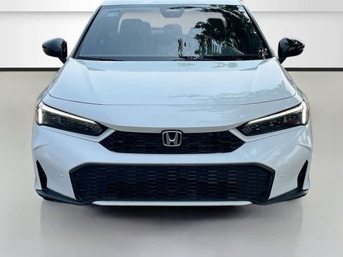 Used 2025 Honda Civic Sport Touring image 2