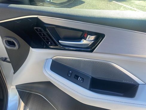 Used 2023 Acura MDX FWD w/ Technology Package image 30