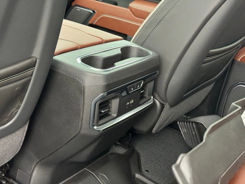 New 2026 GMC Sierra 2500 Denali Ultimate image 25