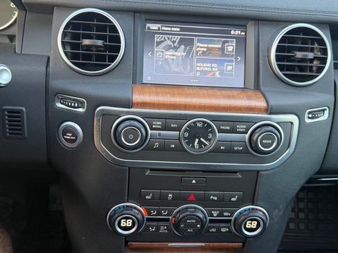 Used 2016 Land Rover LR4 HSE Silver Edition image 22