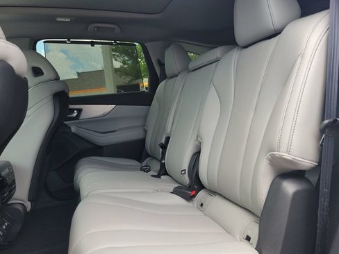 Used 2024 Acura MDX FWD w/ Technology Package image 10