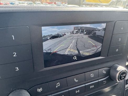 Used 2024 Ford Transit 250 Low Roof AWD w/ Exterior Upgrade Package image 23