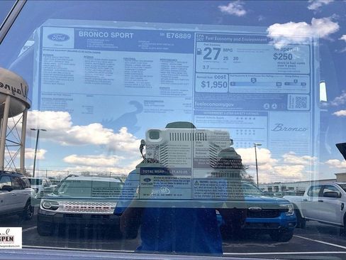 New 2025 Ford Bronco Sport Heritage w/ Convenience Package AWD/4WD image 14