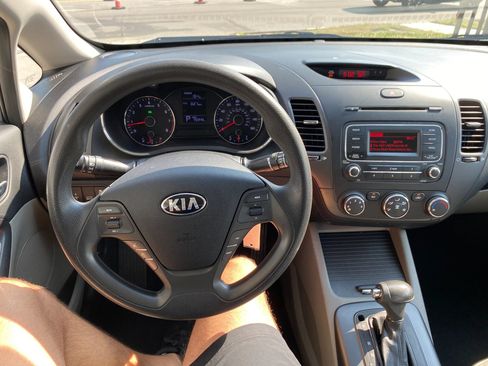 Used 2015 Kia Forte LX FWD image 12