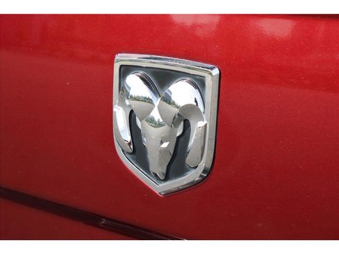 Used 2017 RAM 2500 Tradesman w/ Chrome Appearance Group image 39