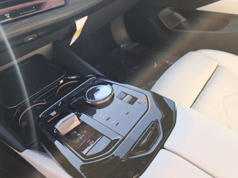 New 2027 BMW 530i xDrive AWD/4WD image 27