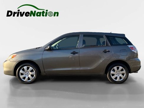 Used 2008 Toyota Matrix image 2