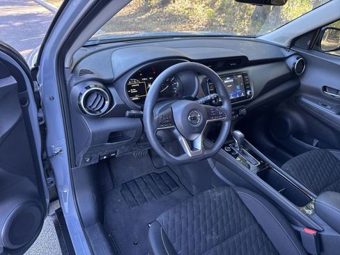 Used 2021 Nissan Kicks SV w/ Interior Electronics Package image 12