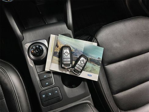 Used 2020 Ford Escape Titanium w/ Titanium Premium Package 2.0 image 35