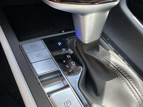 New 2026 Hyundai Elantra Limited w/ Cargo Package FWD image 20