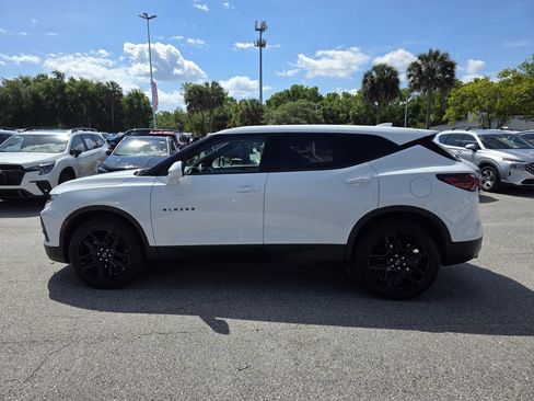 Used 2021 Chevrolet Blazer LT w/ LPO, Black Accent Package FWD image 5