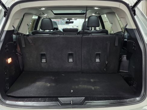 Used 2021 Subaru Ascent Limited w/ Technology Package image 24