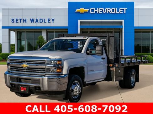 Used 2018 Chevrolet Silverado 3500 W/T RWD image 3