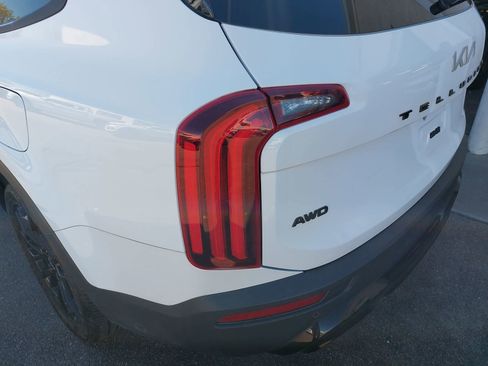 Used 2022 Kia Telluride EX w/ EX Premium Package image 36