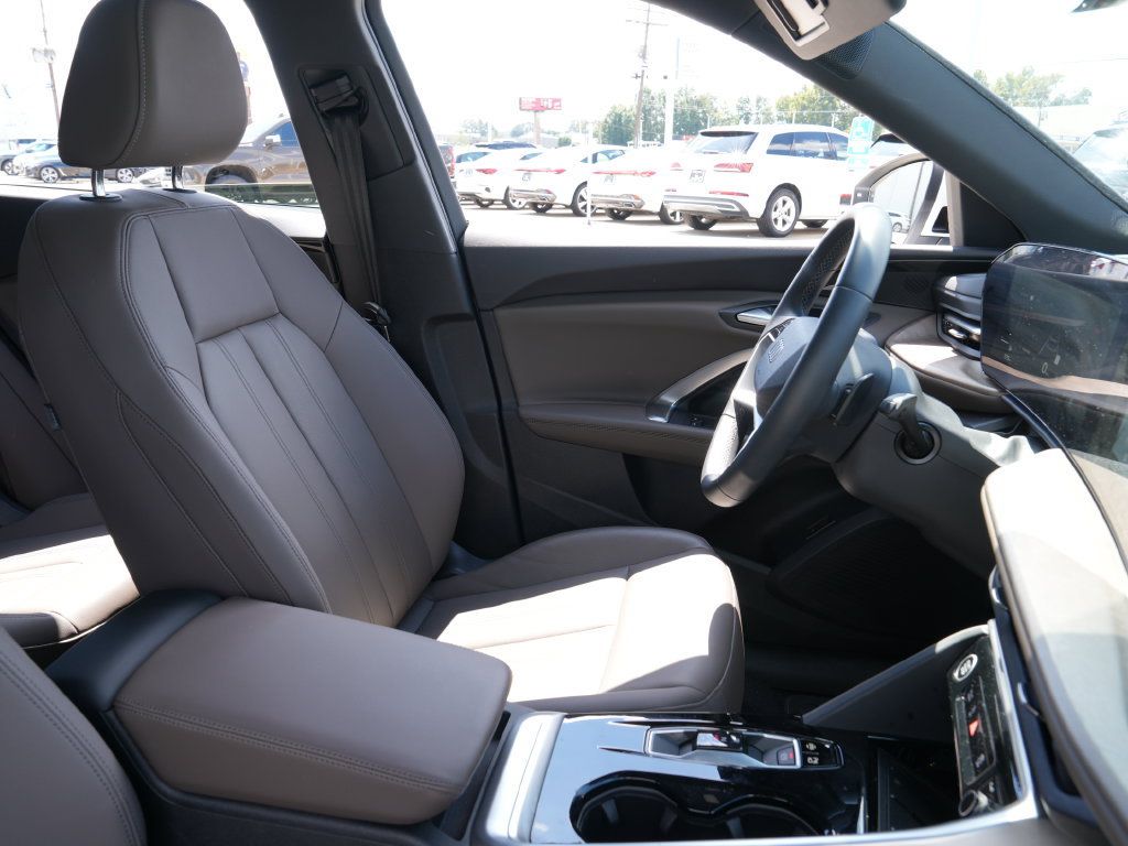 Used 2025 Audi Q5 Premium Plus w/ Premium Plus AWD/4WD image 16