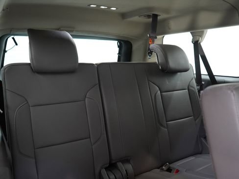 Used 2019 GMC Yukon XL Denali AWD/4WD image 13