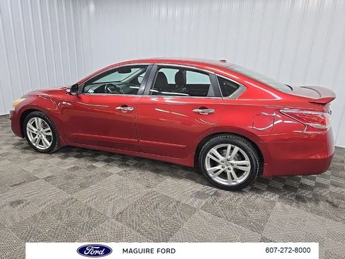 Used 2015 Nissan Altima 3.5 SL FWD image 5