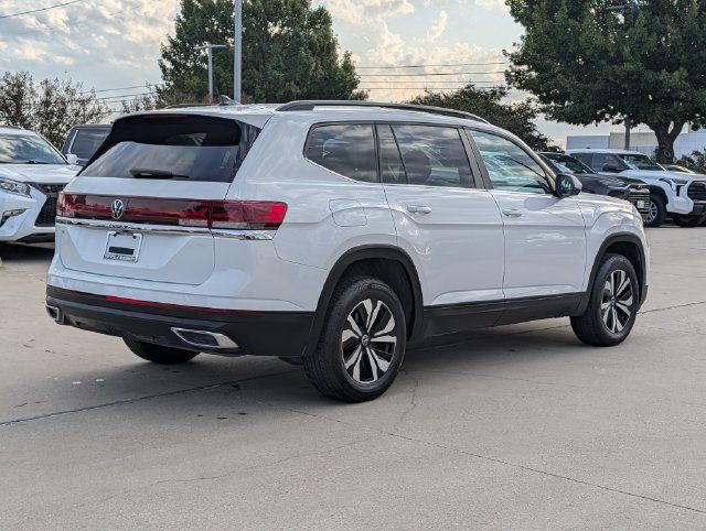Used 2024 Volkswagen Atlas SE FWD image 6