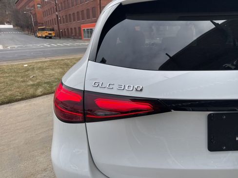 New 2026 Mercedes-Benz GLC 300 4MATIC image 8