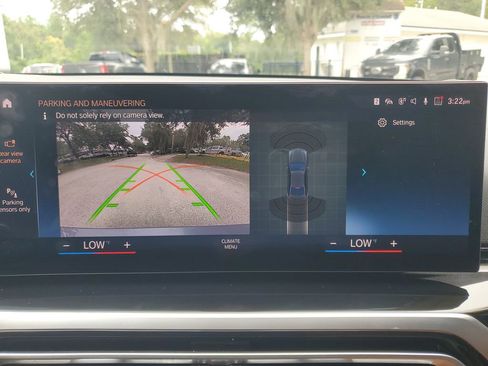 Used 2023 BMW 330i Sedan w/ Convenience Package image 28