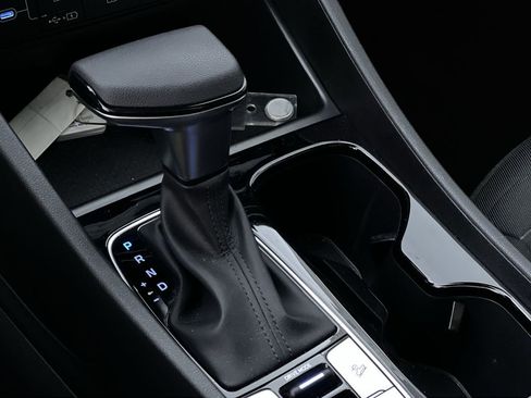 Used 2025 Hyundai Santa Cruz SE image 22