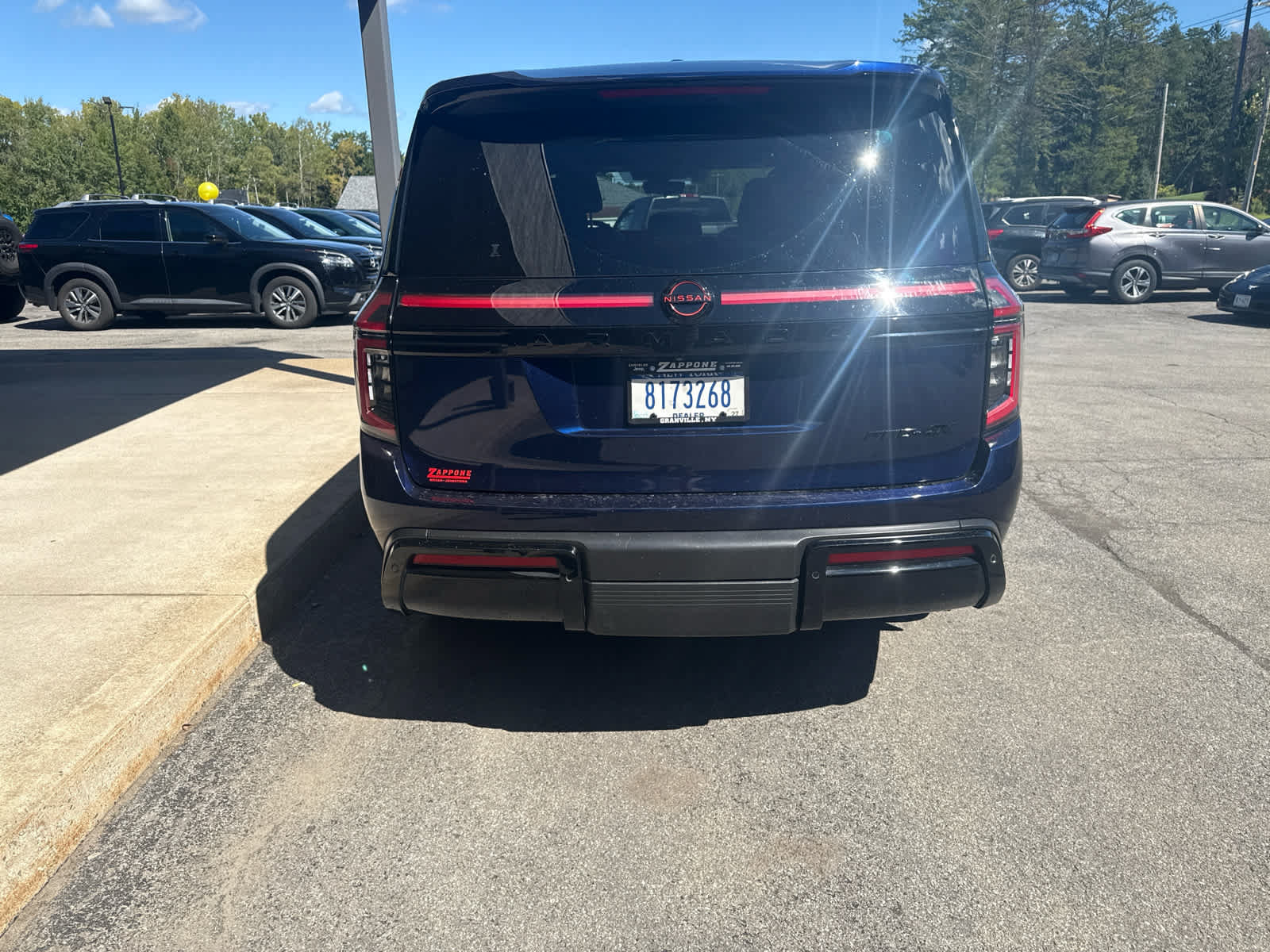 Certified 2025 Nissan Armada PRO-4X AWD/4WD image 4