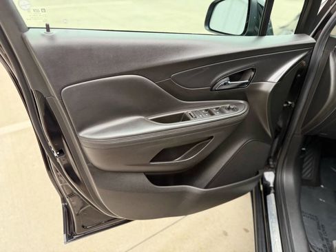 Used 2017 Buick Encore Preferred image 12