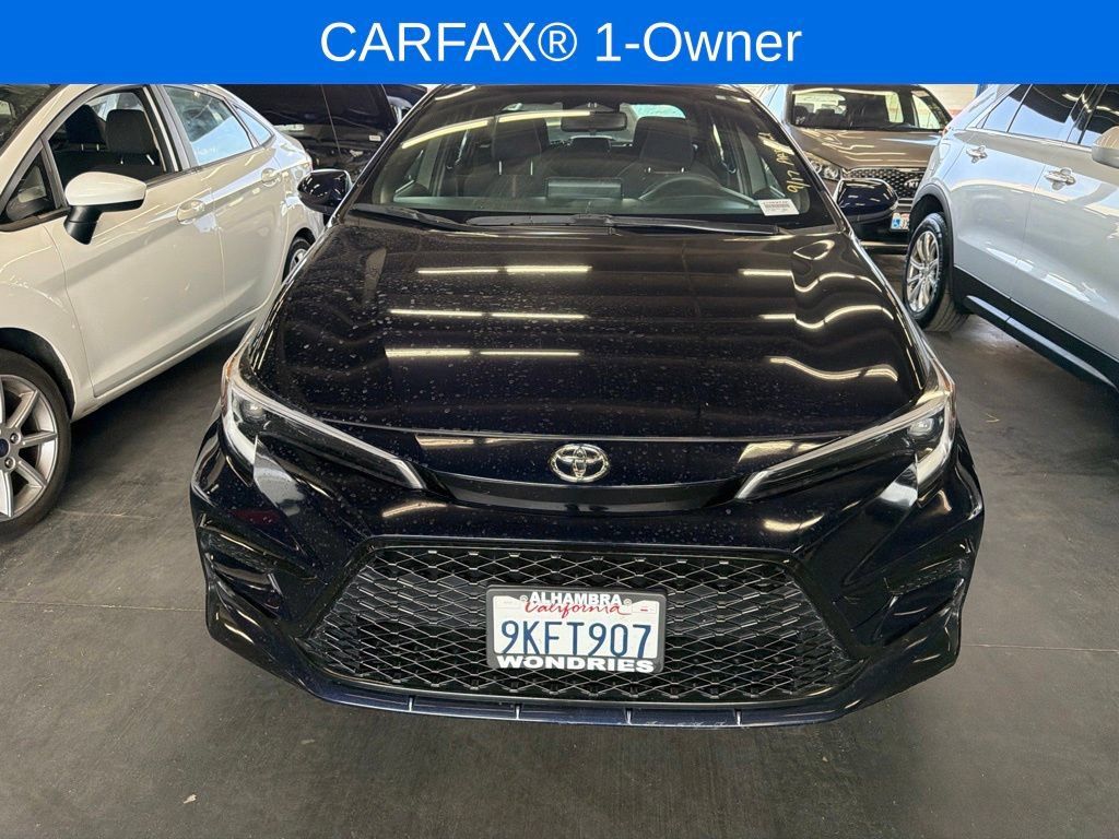 Used 2024 Toyota Corolla SE w/ SE Premium Package FWD image 2
