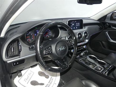Used 2018 Kia Stinger image 22