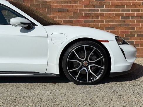 Certified 2024 Porsche Taycan RWD image 11