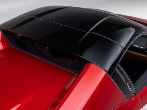 Certified 2023 Ferrari F8 Tributo RWD image 22