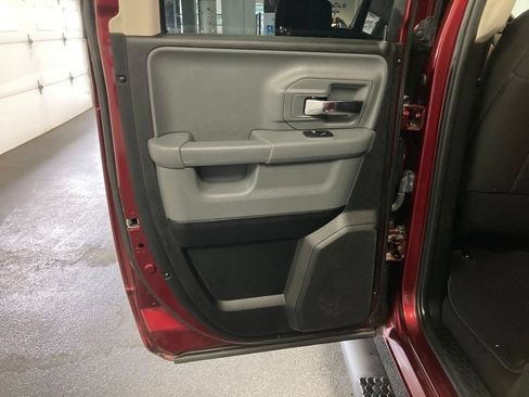 Used 2020 RAM 1500 Warlock RWD image 35