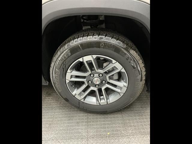 New 2027 GMC Terrain Elevation w/ LPO, Floor Liner Package AWD/4WD image 37