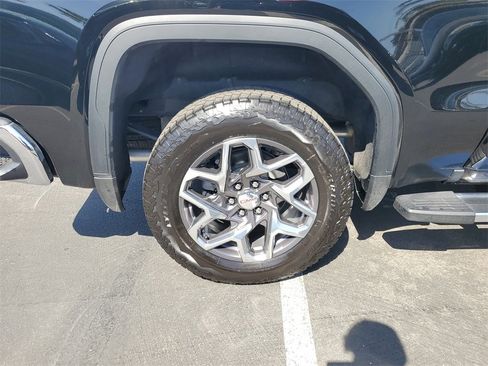 New 2026 GMC Sierra 1500 SLT w/ SLT Premium Package image 5