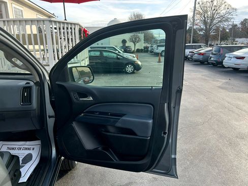 Used 2019 Chevrolet Colorado Z71 image 21