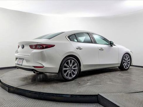 Used 2021 MAZDA MAZDA3 s image 8