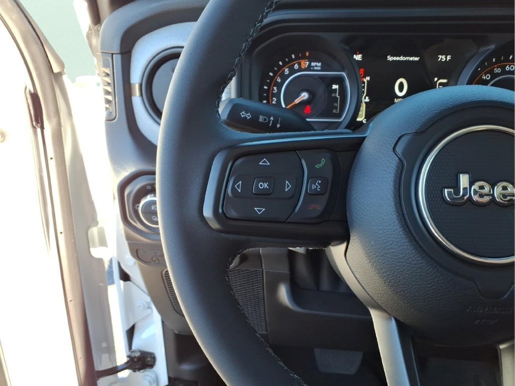 New 2027 Jeep Gladiator Sport AWD/4WD image 17