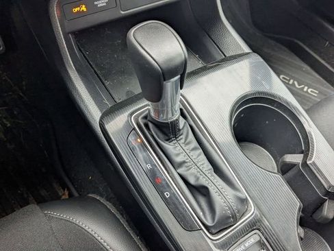 Used 2025 Honda Civic Sport image 18