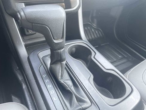 Used 2020 Chevrolet Colorado W/T w/ WT Convenience Package image 15