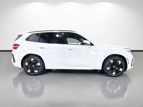 New 2026 BMW X3 xDrive30 w/ M Sport Package image 2